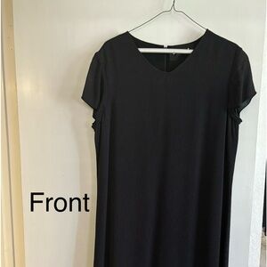 Short sleeved, black long dress lined